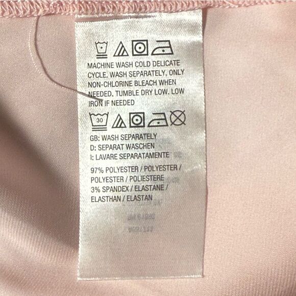 Isaac Mizrahi Live! Floral Printed Stretch Charmeuse Blouse size 18 New - Picture 9 of 10